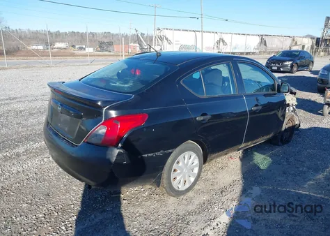 2014 Nissan Versa 1.6 S из США, поврежденный, VIN 3N1CN7AP5EL858905